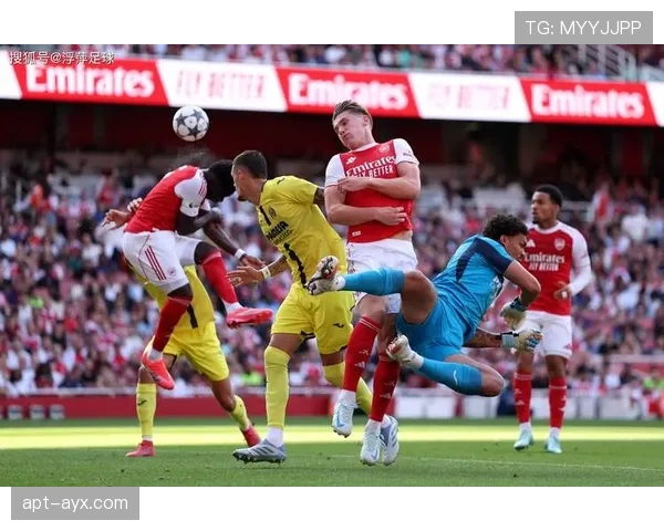 曼城和阿森纳争冠激化！阵容短板是否拖垮了豪门的崛起之路？