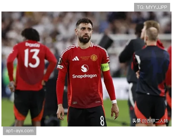 曼联复兴进程仍未完成,当前赛季成绩稳定性面临考验 曼联复兴进程仍未完成,当前赛季成绩稳定性面临考验